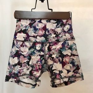 Lululemon Utopia Align Short 4”